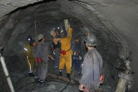 灵石工程爆破中的危险因素分析以及应对工程爆破危险的措施