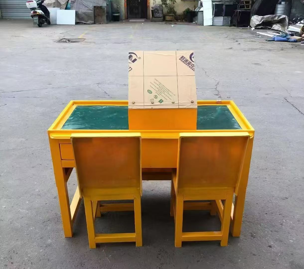 灵石防静电导通桌井下煤矿火工品发放桌：危险品流转的安全守护者