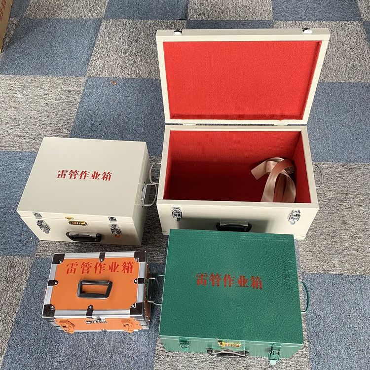 灵石爆破工程作业箱如何选择？玻璃钢与传统材质的全面对比